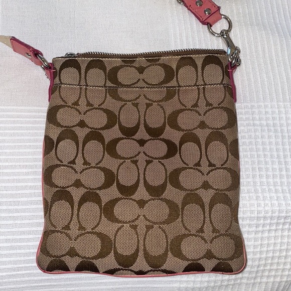 coach tan and pink messenger crossbody - Picture 2 of 5